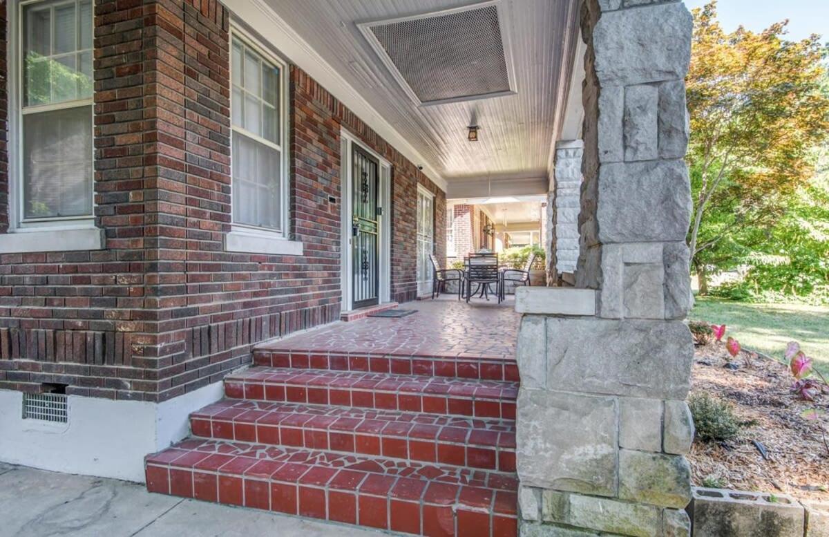 The Rolling Stone- Patio Fenced In Yard Villa Memphis Exterior photo