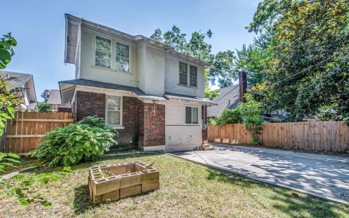 The Rolling Stone- Patio Fenced In Yard Villa Memphis Exterior photo